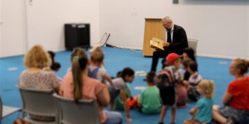 Calgary Pastor Uses Storytelling to Counter Gender Confusion Influences Targeting Children