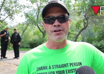 EXCLUSIVE: Man wearing the “Straight Pride” shirt denounces Smith and Poilievre