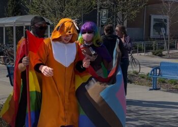 Meet the Dancing Fox Fighting Against All-Ages Drag Queen Story Hours